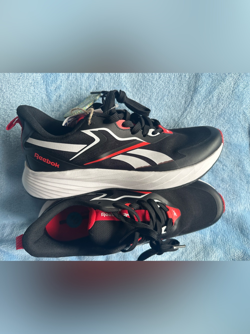 👟 Reebok Verse Men’s Size 10 Black Red White Running Shoes NWT